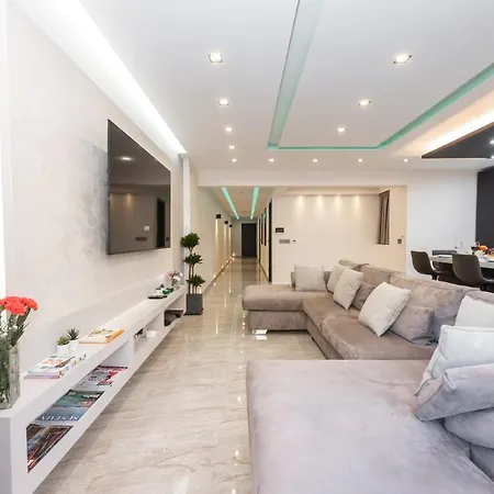 Luxury 2 Bed Apartment In The Heart Of St Julians Saint Julian's Exterior photo