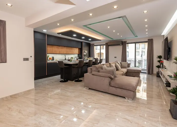 Luxury 2 Bed Apartment In The Heart Of St Julians