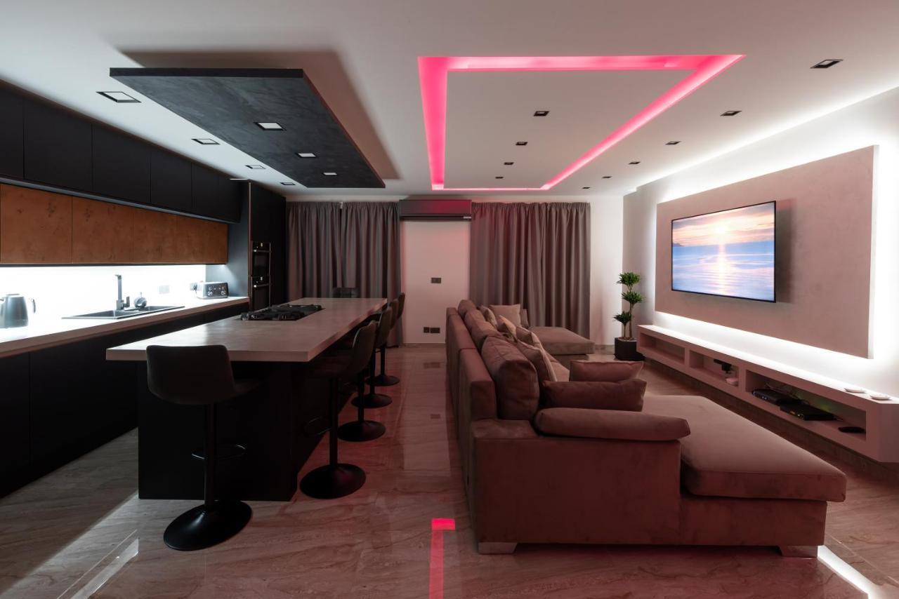 Luxury 2 Bed In The Heart Of St Julians Apartment