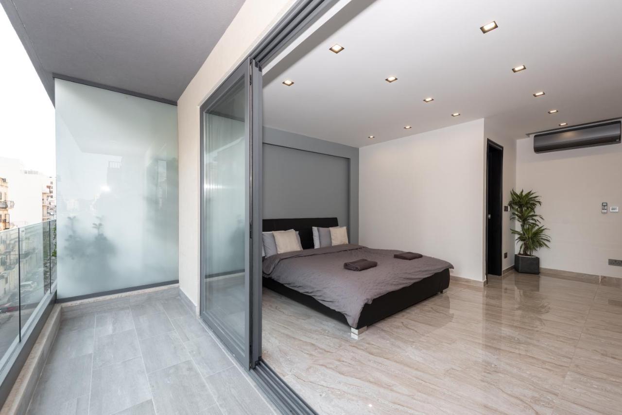 Apartment Luxury 2 Bed In The Heart Of St Julians