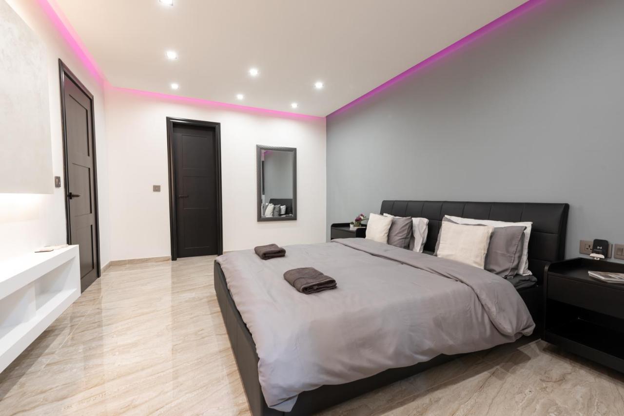 Luxury 2 Bed In The Heart Of St Julians Apartment