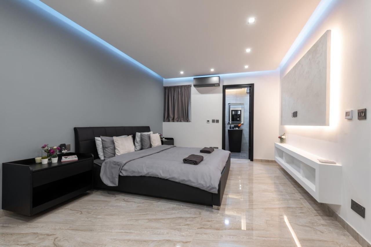 Apartment Luxury 2 Bed In The Heart Of St Julians *